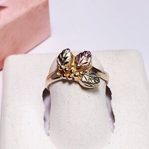 Estate Landstrom 3 Leaf Black Hills 10Kt Green, Pink & Yellow Gold S-6 Ring20817